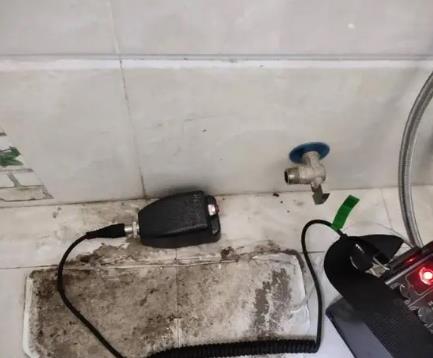 龙岩市屋顶漏水维修公司分享下卫生间漏水的危害及解决方法